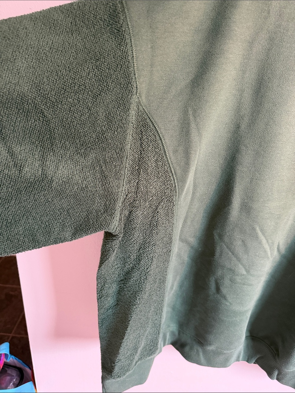 Aerie Woman's Forest Green Crewneck Sweatshirt Size XL NWT - Picture 3 of 5